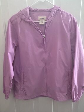 L.L.Bean Lightweight Hooded Windbreaker - Lavender size Medium